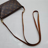 Louis Vuitton Pochette Accessoires inkl. 120cm Riemen Tasche