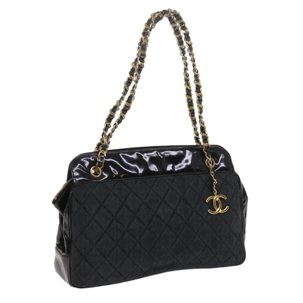 CHANEL Matelasse Chain Shoulder Bag Patent leather Black CC Auth