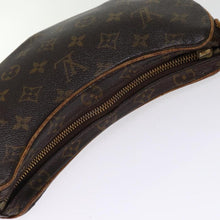 Lade das Bild in den Galerie-Viewer, LOUIS VUITTON Monogram Pochette Croissant Shoulder Bag
