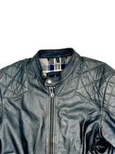 Lade das Bild in den Galerie-Viewer, Luxury Off-Price Fashion by Zapplaz | Belstaff Lederjacke Outlaw
