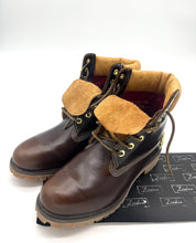 Lade das Bild in den Galerie-Viewer, Luxury Off-Price Fashion by Zapplaz | Timberlands Limited
