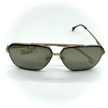 Lade das Bild in den Galerie-Viewer, Luxury Off-Price Fashion by Zapplaz | Hugo Boss Sonnenbrille
