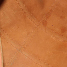 Lade das Bild in den Galerie-Viewer, LOUIS VUITTON Epi Keepall 50 Boston Bag Brown 50/29/23
