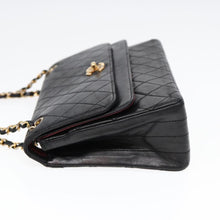 Lade das Bild in den Galerie-Viewer, Chanel Classic Flap Tasche
