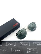 Lade das Bild in den Galerie-Viewer, Luxury Off-Price Fashion by Zapplaz | Hugo Boss Sonnenbrille
