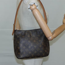 Lade das Bild in den Galerie-Viewer, Louis Vuitton Looping MM Monogram Tasche
