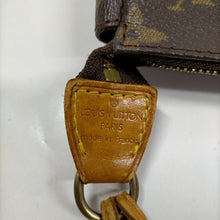 Lade das Bild in den Galerie-Viewer, Louis Vuitton Pochette Accessoires Monogram Tasche
