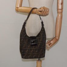 Lade das Bild in den Galerie-Viewer, FENDI Zucca Canvas Mamma Baguette Shoulder Bag Black Brown
