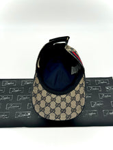 Lade das Bild in den Galerie-Viewer, Luxury Off-Price Fashion by Zapplaz | Gucci Cap
