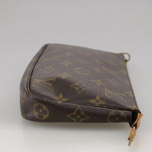 Lade das Bild in den Galerie-Viewer, Louis Vuitton Pochette Accessoires Monogram + 120cm Riemen
