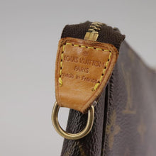 Lade das Bild in den Galerie-Viewer, Louis Vuitton Pochette Accessoires Monogram + 120cm Riemen
