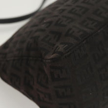 Lade das Bild in den Galerie-Viewer, FENDI Zucchino Canvas Hand Bag Black
