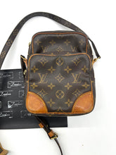 Lade das Bild in den Galerie-Viewer, Luxury Off-Price Fashion by Zapplaz | Louis Vuitton Kamerabag
