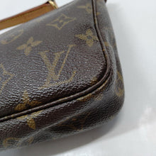 Lade das Bild in den Galerie-Viewer, Louis Vuitton Pochette Accessoires Monogram
