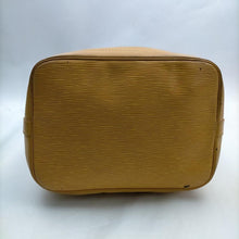 Lade das Bild in den Galerie-Viewer, Louis Vuitton Sac Noe Grande GM Epi Leder Tasche
