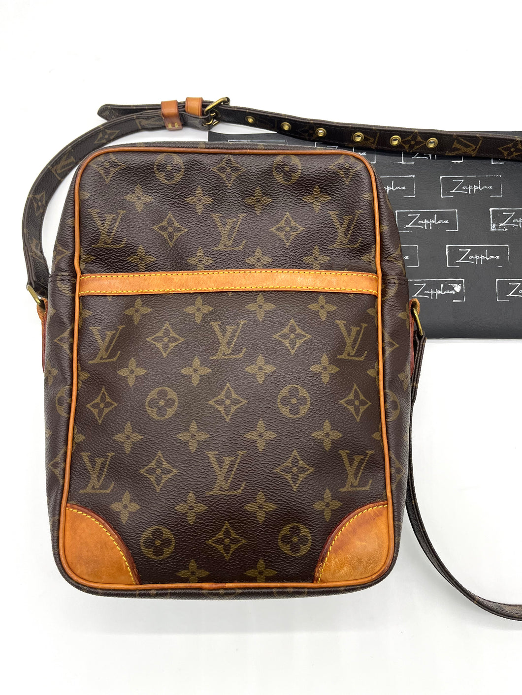 Luxury Off-Price Fashion by Zapplaz | Louis Vuitton Danube Large