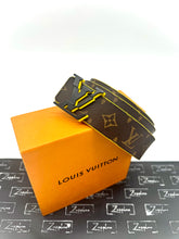 Lade das Bild in den Galerie-Viewer, Luxury Off-Price Fashion by Zapplaz | Louis Vuitton Gürtel
