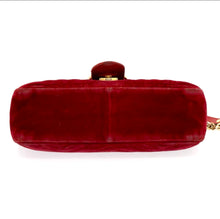 Lade das Bild in den Galerie-Viewer, Luxury Off-Price Fashion by Zapplaz | Gucci Marmont Damenhandtasche
