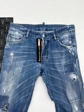 Lade das Bild in den Galerie-Viewer, Luxury Off-Price Fashion by Zapplaz | Dsquared² Jeans
