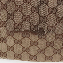 Lade das Bild in den Galerie-Viewer, GUCCI GG Canvas Shoulder Bag Beige White gold
