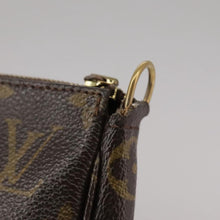 Lade das Bild in den Galerie-Viewer, Louis Vuitton Pochette Accessoires Monogram + 120cm Riemen
