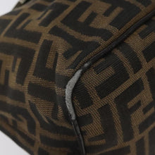 Lade das Bild in den Galerie-Viewer, FENDI Zucca Canvas Mamma Baguette Shoulder Bag Black Brown
