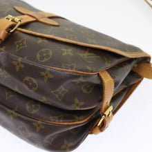 Lade das Bild in den Galerie-Viewer, Louis Vuitton Saumur 30 Monogram
