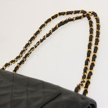 Lade das Bild in den Galerie-Viewer, Chanel Timeless Classic Flap Tasche
