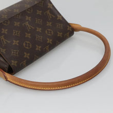 Lade das Bild in den Galerie-Viewer, LOUIS VUITTON Monogram Mini Looping Shoulder Bag
