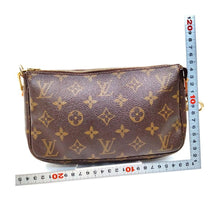 Lade das Bild in den Galerie-Viewer, Louis Vuitton Pochette Accessoires Monogram
