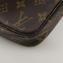 Lade das Bild in den Galerie-Viewer, Louis Vuitton Pochette Accessoires Monogram + 120cm Riemen
