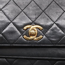 Lade das Bild in den Galerie-Viewer, Chanel Classic Flap Tasche
