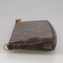 Lade das Bild in den Galerie-Viewer, Louis Vuitton Pochette Accessoires Monogram + 120cm Riemen
