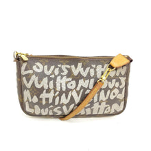 Lade das Bild in den Galerie-Viewer, Louis Vuitton Pochette Accessoires x Stephen Sprouse
