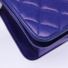 Lade das Bild in den Galerie-Viewer, Chanel Classic Flap Tasche

