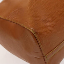 Lade das Bild in den Galerie-Viewer, LOUIS VUITTON Epi Keepall 50 Boston Bag Brown 50/29/23
