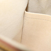 Lade das Bild in den Galerie-Viewer, LOUIS VUITTON Monogram Beverly MM Shoulder Bag
