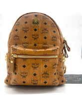 Lade das Bild in den Galerie-Viewer, Luxury Off-Price Fashion by Zapplaz | MCM Stark Rucksack
