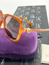 Lade das Bild in den Galerie-Viewer, Luxury Off-Price Fashion by Zapplaz | Gucci Sonnenbrille
