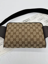 Lade das Bild in den Galerie-Viewer, Luxury Off-Price Fashion by Zapplaz | Gucci Bauchtasche Canvas
