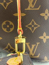 Lade das Bild in den Galerie-Viewer, Luxury Off-Price Fashion by Zapplaz | Louis Vuitton Neverfull MM
