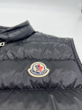 Lade das Bild in den Galerie-Viewer, Luxury Off-Price Fashion by Zapplaz | Moncler GUI
