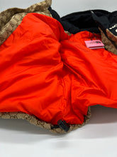 Lade das Bild in den Galerie-Viewer, Luxury Off-Price Fashion by Zapplaz | Gucci X The North Face Jacke
